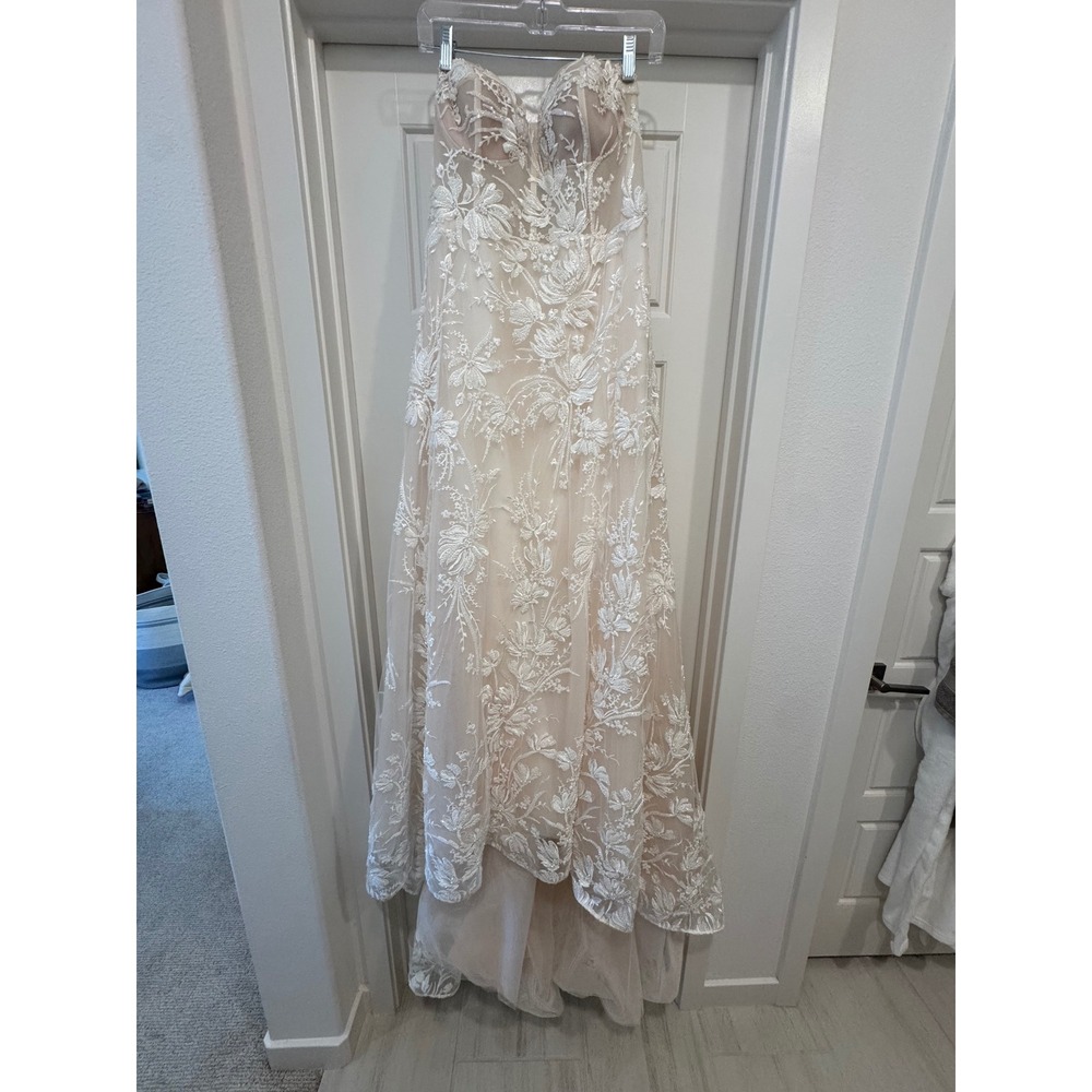 Alena Leena Peony Wedding Dress Ivory Lace A-Line Corset Detachable Sleeves 12 - Picture 2 of 12